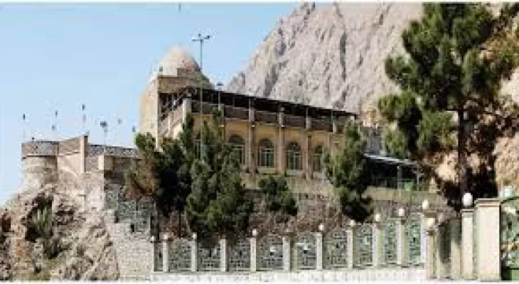 جابجایی کارخانه سیمان برای حفظ گنبد بی بی شهر بانو