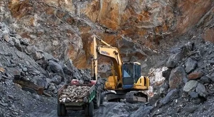 کاغذ بازی در حوزه معدن پایان یافت