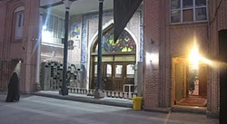 مسجد بدون ستون داش آغلیان