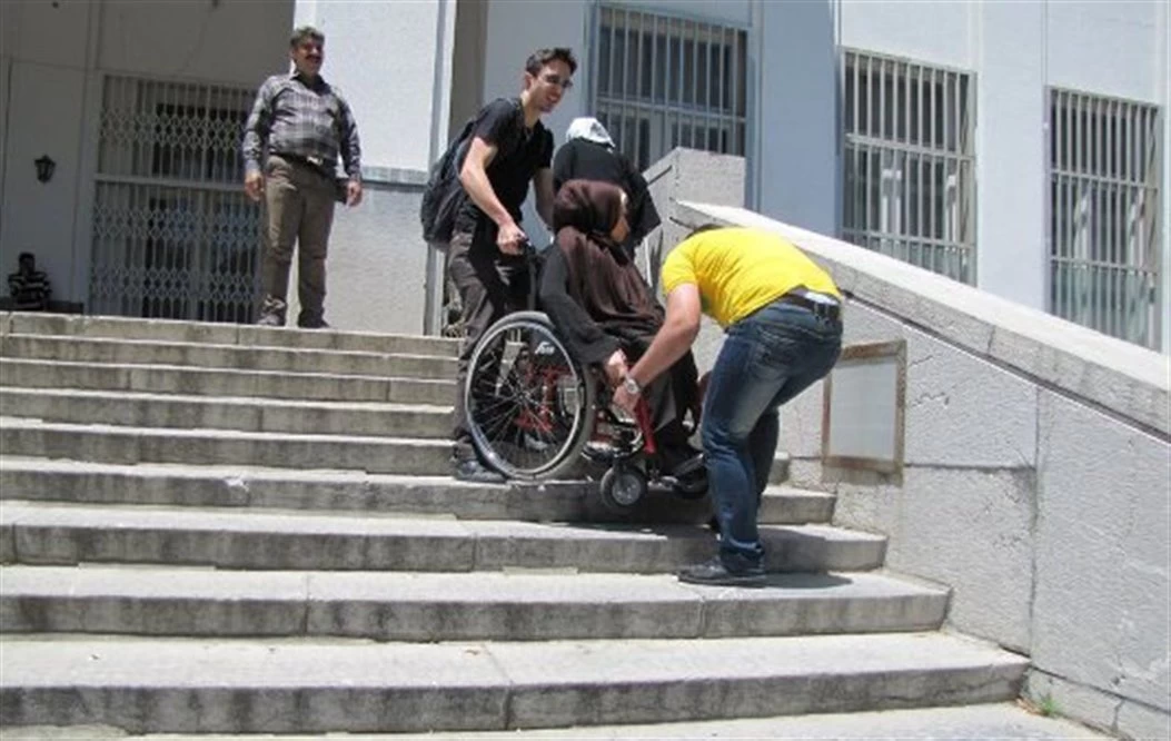 امضای تفاهم‌نامه مناسب‌سازی 10 هزار مسکن معلولان