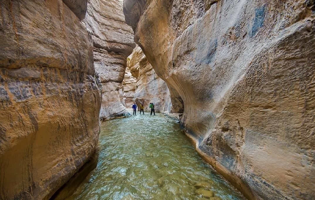 تنگه هلت با طبیعتی بکر در استان لرستان  + تصاویر