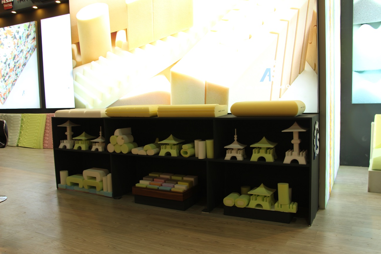 تصاویر بیستمین نمایشگاه بین المللی مبلمان، مواد اولیه و صنایع وابسته