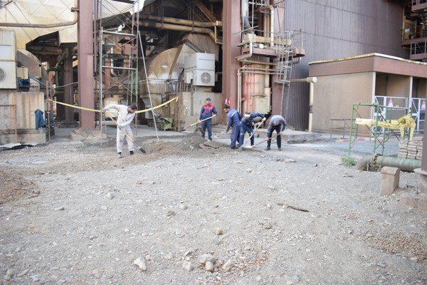 مسطح سازی و ترمیم فضای اطراف واحدهای نیروگاه طوس