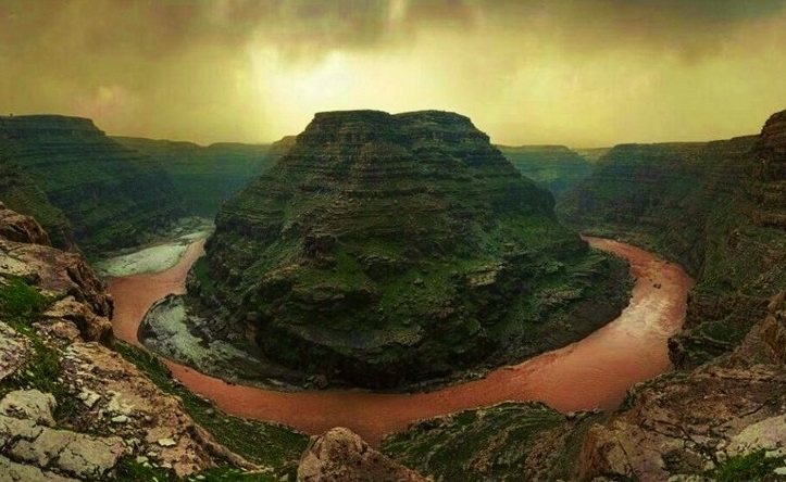 دره شیرز کجاست؟