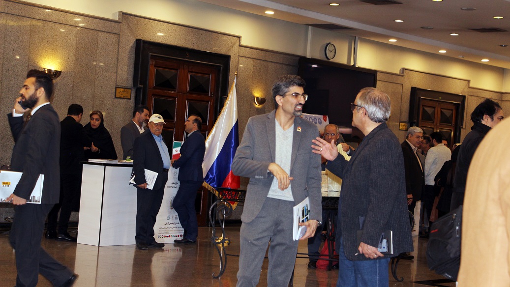 تصاویر نخستین گردهمایی طراحان،سازندگان و تولید کنندگان و صادرکنندگان صنعت ساختمان