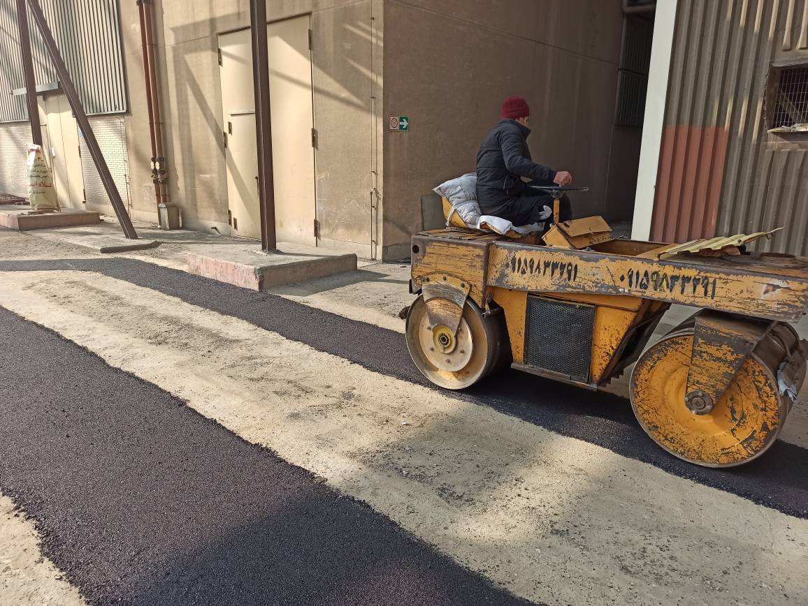 مسطح سازی و ترمیم فضای اطراف واحدهای نیروگاه طوس