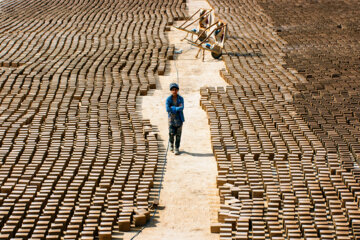 تصاویری زیبا از آجر پزی سنتی در ایران