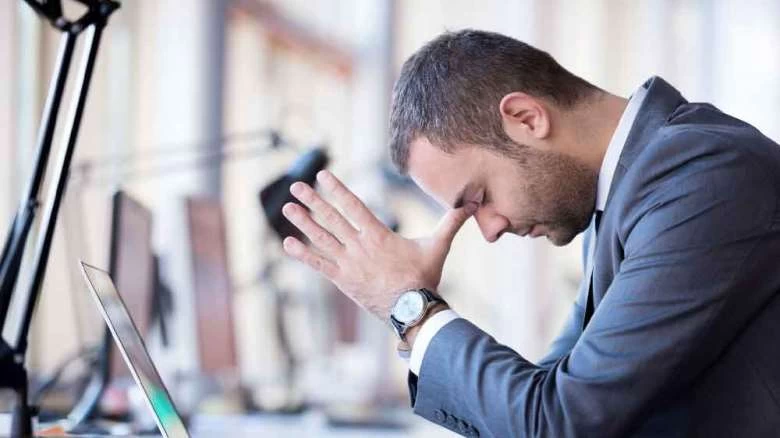 چگونه به جنگ اضطراب شغلی برویم؟