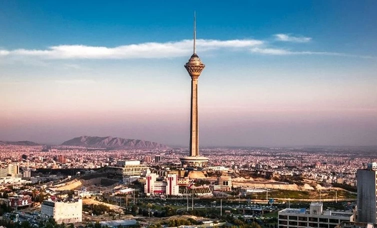 ساختمان وزارت راه و شهرسازی روی گسل زلزله ساخته شده‌!