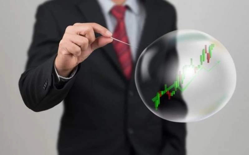 بورس حباب ندارد