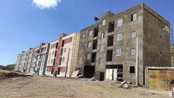 هنرمندان خانه دار می شوند