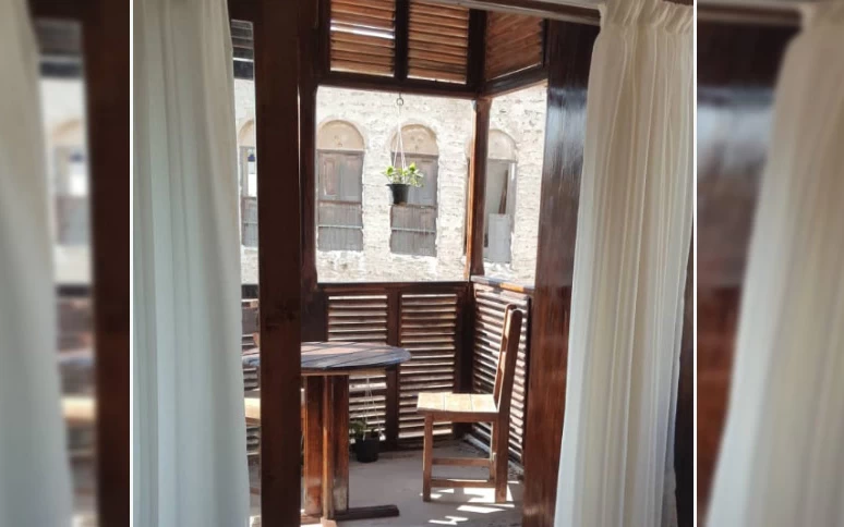 اقامتگاه های بوم گردی در بوشهر با ظاهر غیر بومی