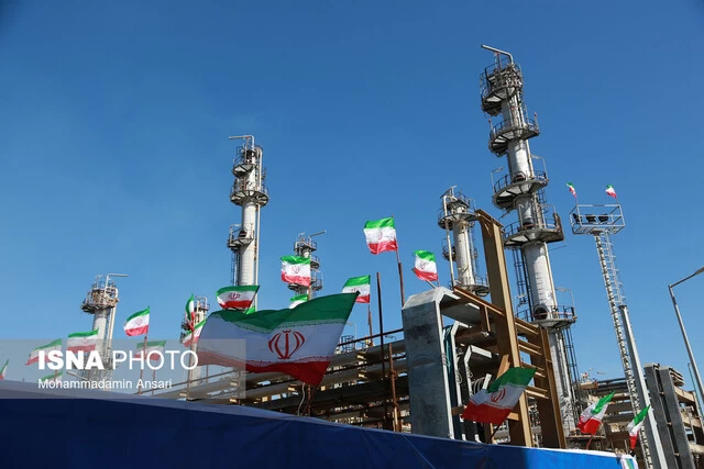 افتتاح ۴ واحد صنعتی در سفر رئیس جمهور