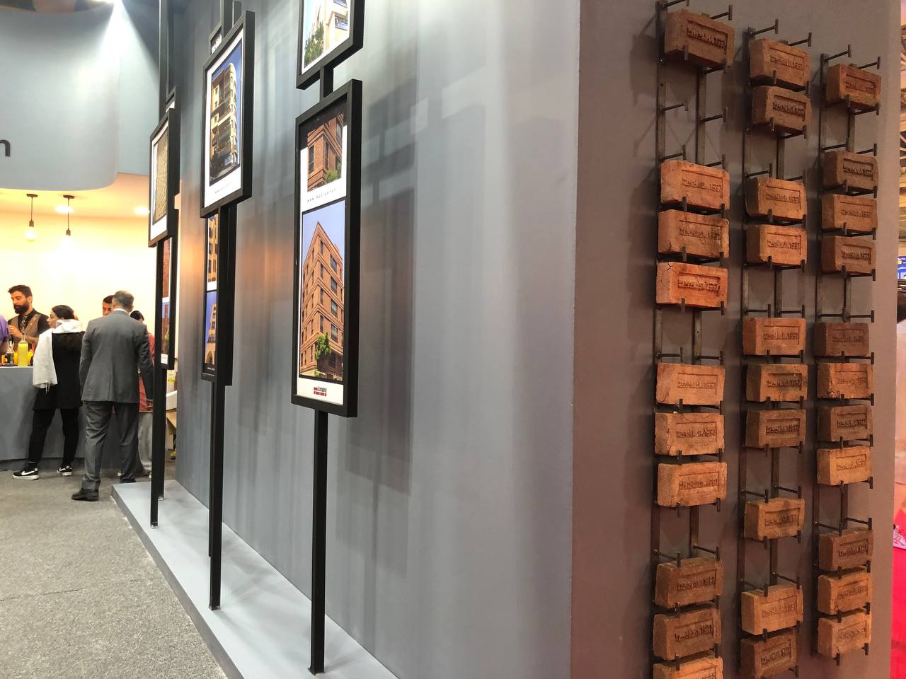 آغاز رقابت شرکت های ایرانی در بیست و سومین نمایشگاه صنعت ساختمان + تصاویر