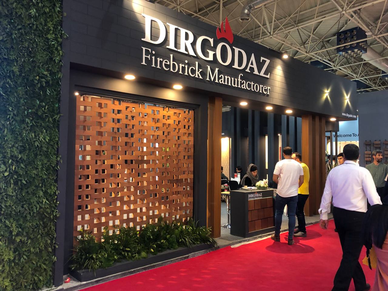 آغاز رقابت شرکت های ایرانی در بیست و سومین نمایشگاه صنعت ساختمان + تصاویر