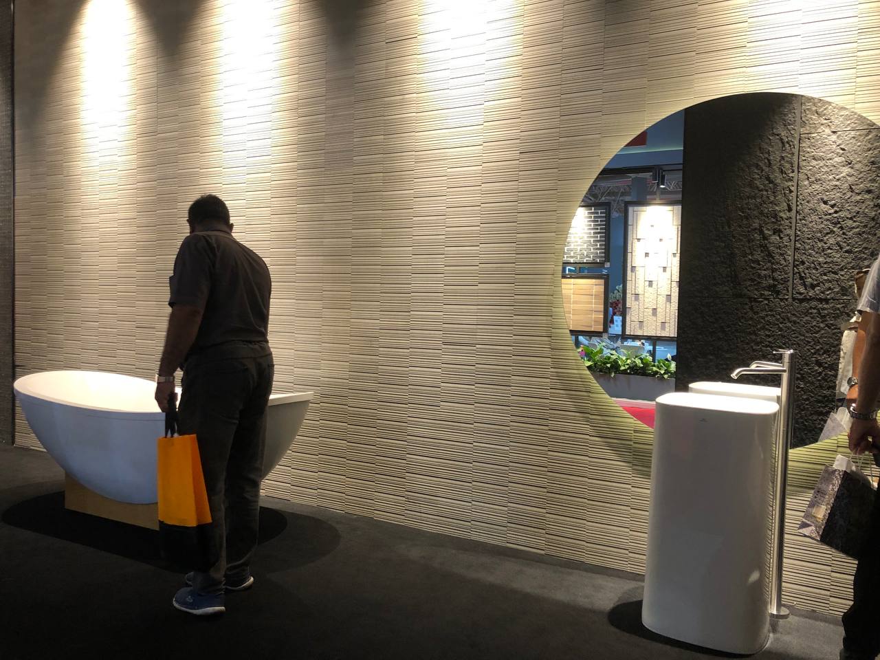 آغاز رقابت شرکت های ایرانی در بیست و سومین نمایشگاه صنعت ساختمان + تصاویر