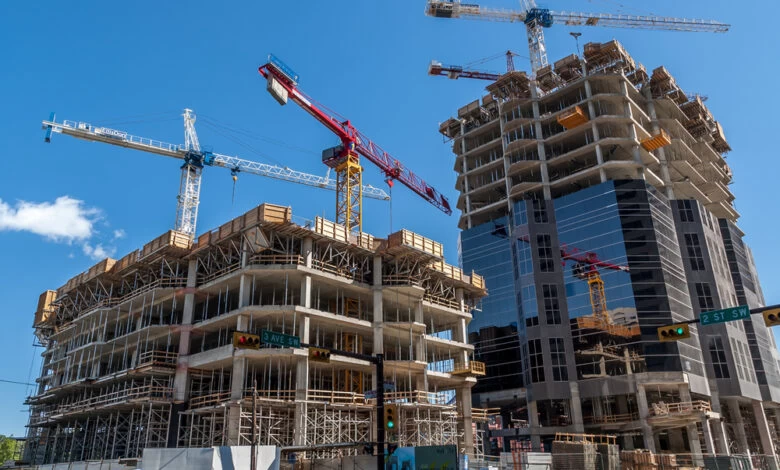 بررسی زمینه‌ها و دلایل تخلفات ساختمانی در شهرها