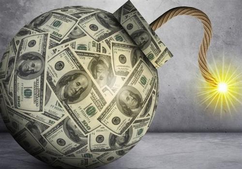 وزارت اقتصاد: بدهی دولت و شرکت های دولتی ۳۱۰۰ همت شد