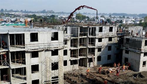 افزایش استحکام لرزه ‌ای ساختمان‌ها با نانوبتن فوق سبک‌ ایرانی