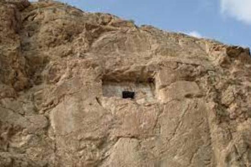 گوردخمه کیکاووس