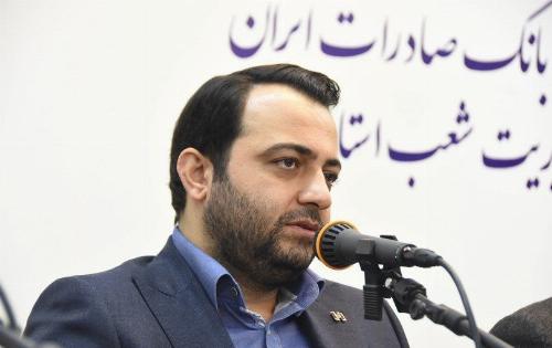 نگاه مدیریت بانک حرکت در مسیر تحول و احیای جایگاه بانک صادرات ایران است