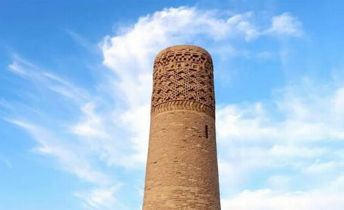 میل نادری دوران سلجوقیان