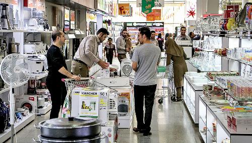 بی خبران سود اعتباری / کالاها را قسطی بخریم؟