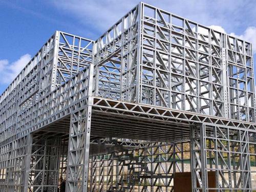 بررسی ساختمان‌های پیش ساخته فولادی سبک ( LSF)