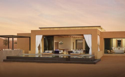 رونمایی 8 ویلای لوکس در دل بیابان توسط ریتز کارلتون