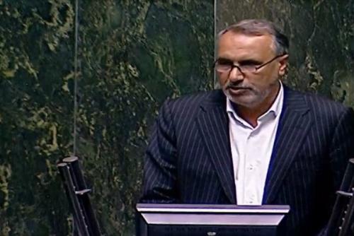 تفکیک وزارت راه و شهرسازی به نفع کشور است