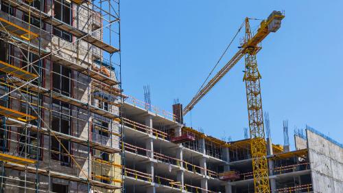 دو بحران در دل صنعت ساختمان| مجریان ذی صلاح در حاشیه، «سپامک» در مسیر معکوس