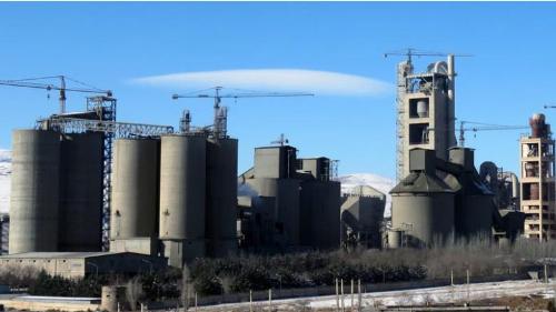 شرکت سیمان ارومیه صادرکننده نمونه استانی شد