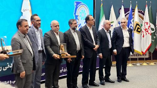 سیمان ساوه واحد برتر صنعتی و معدنی استان مرکزی شد