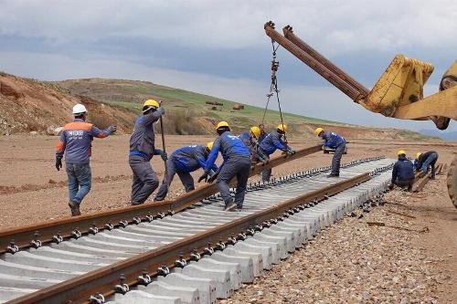 توسعه اتصالات ریلی، رویکرد جدی هلدینگ سیمان تأمین