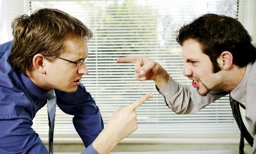  قلدری زدایی در محیط کار