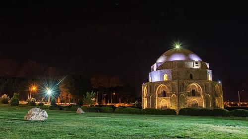 مرمت اضطراری گنبد جبلیه کرمان با تایید شورای فنی آغاز شد