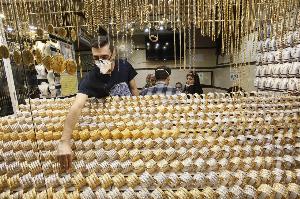  آتش افروزی دلار و اونس در بازار طلا + جدول